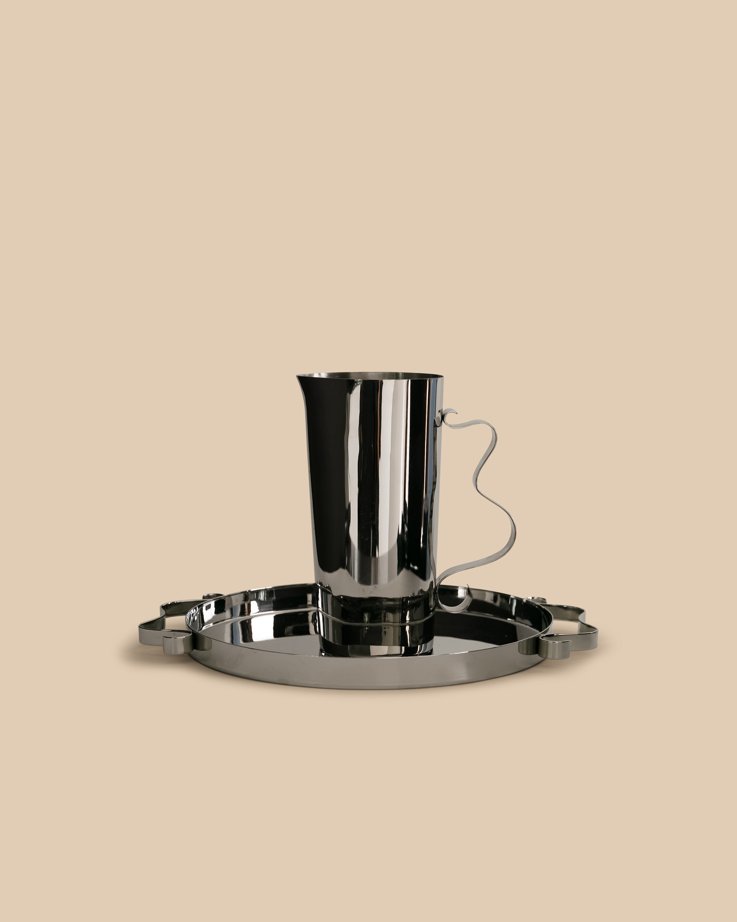 Squiggle Pitcher | Sophie Lou Jacobsen | Curated by Arjé - ARJÉ