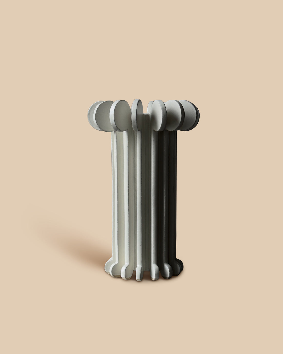 MF - VESSEL No. V IVORY