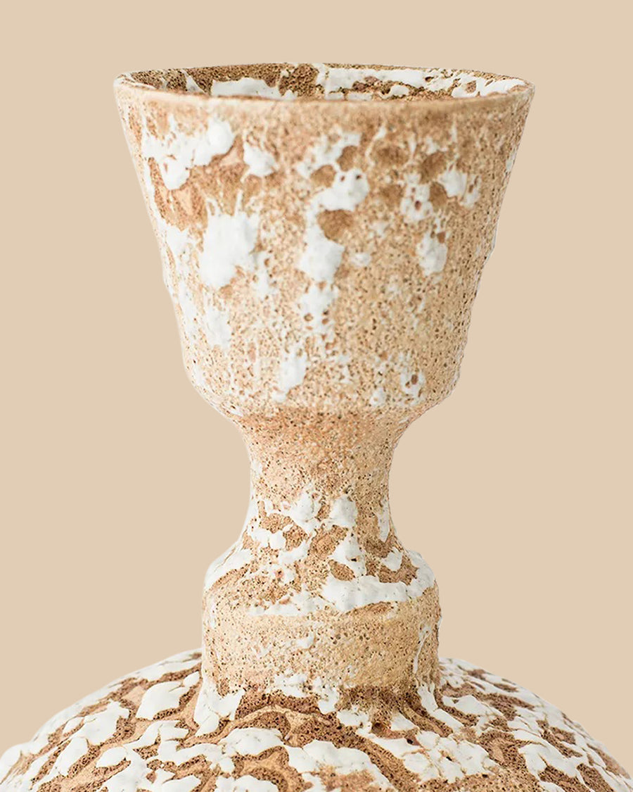 Canoa Lab Isolated N.25 ceramic sculpture in beige